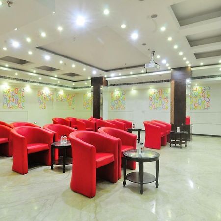 The Pearl Hotel Nueva Delhi Exterior foto
