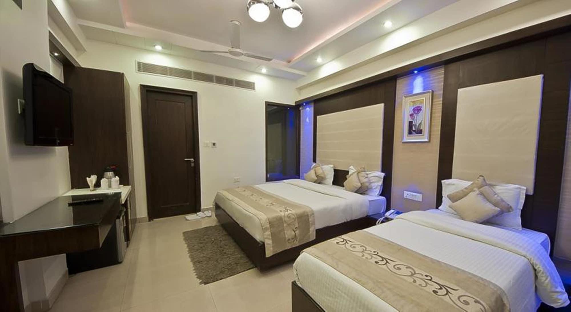 The Pearl Hotel Nueva Delhi Exterior foto