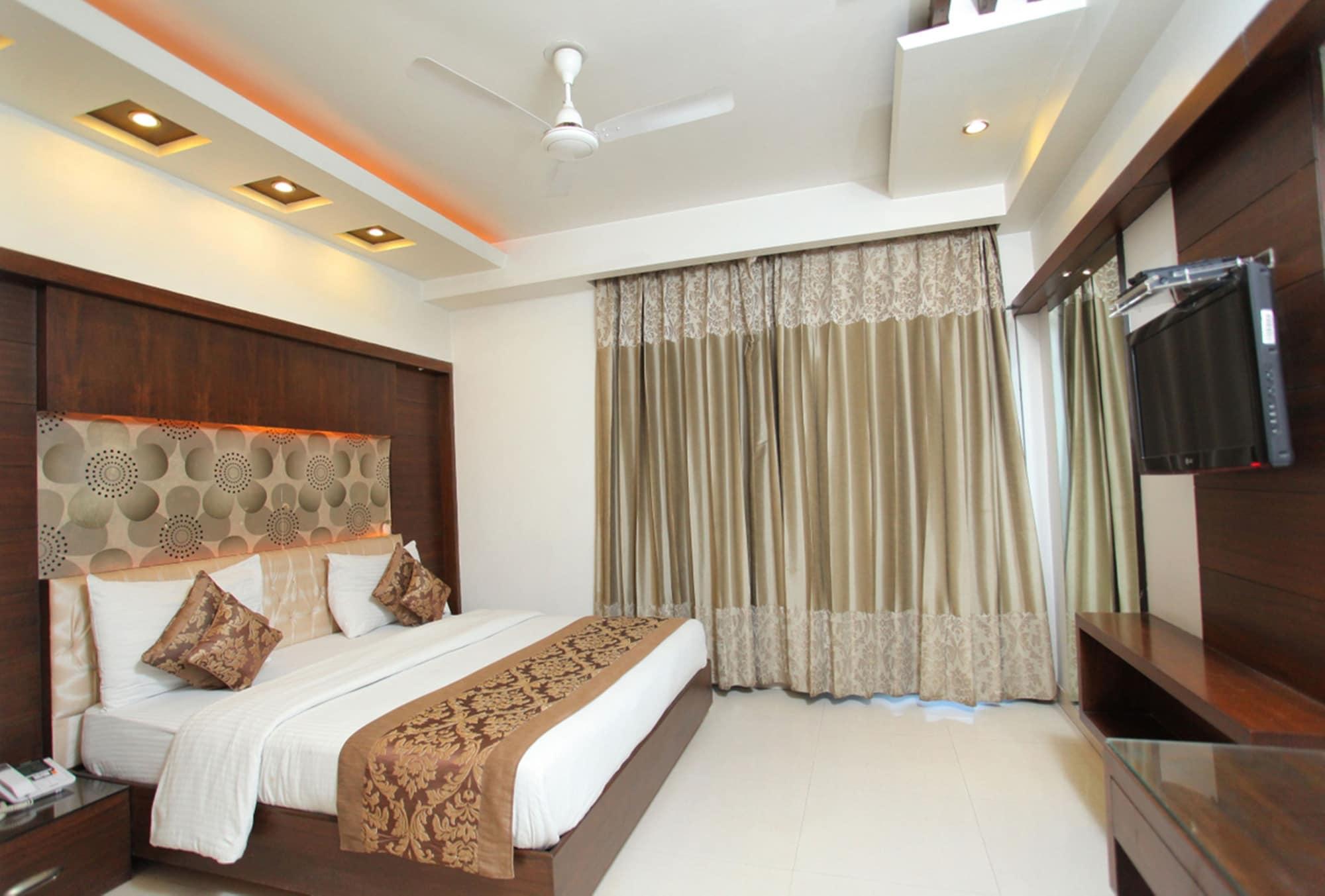 The Pearl Hotel Nueva Delhi Exterior foto