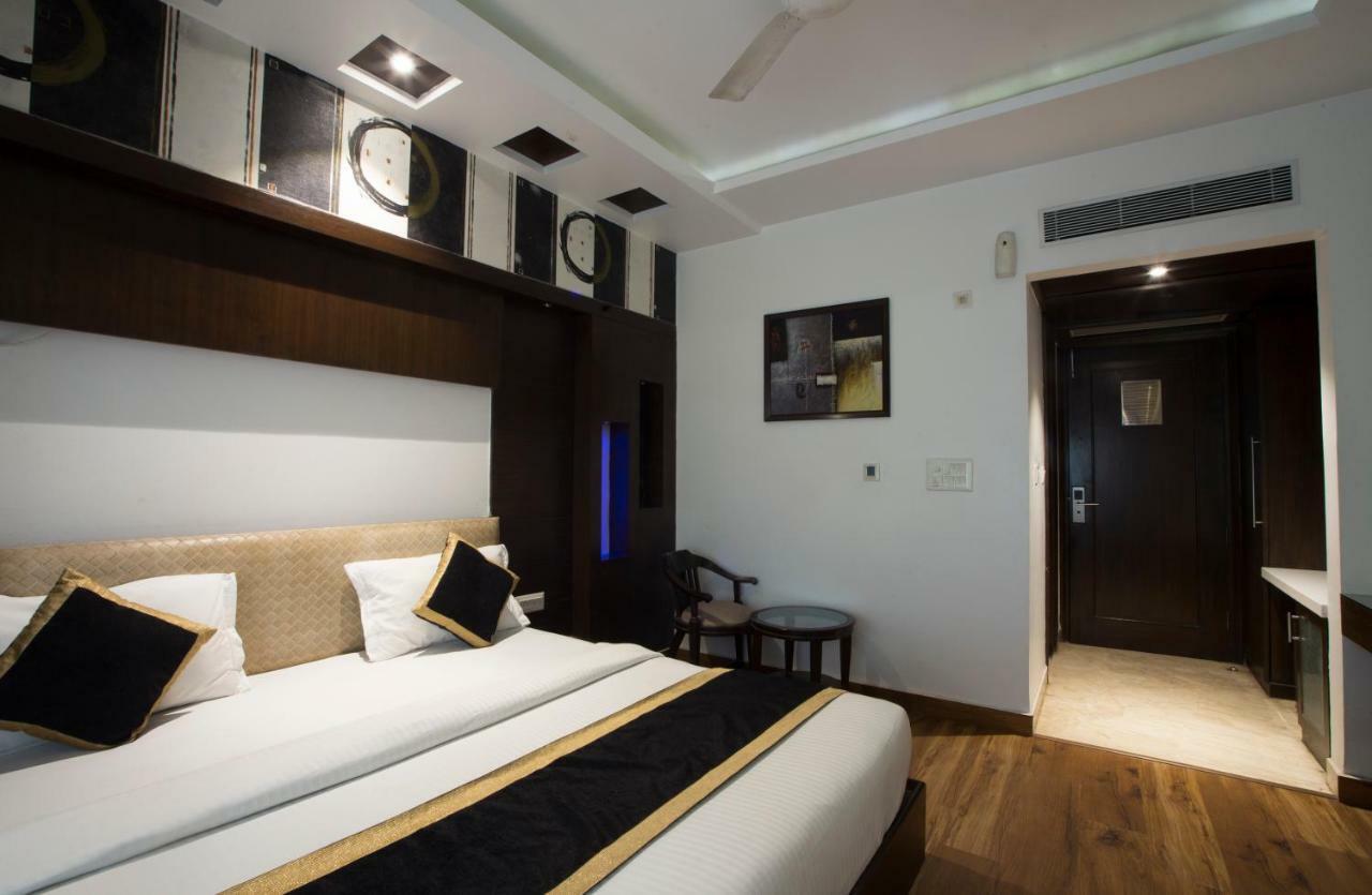 The Pearl Hotel Nueva Delhi Exterior foto