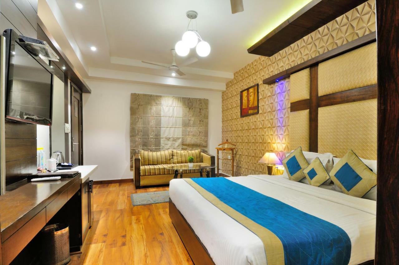 The Pearl Hotel Nueva Delhi Exterior foto
