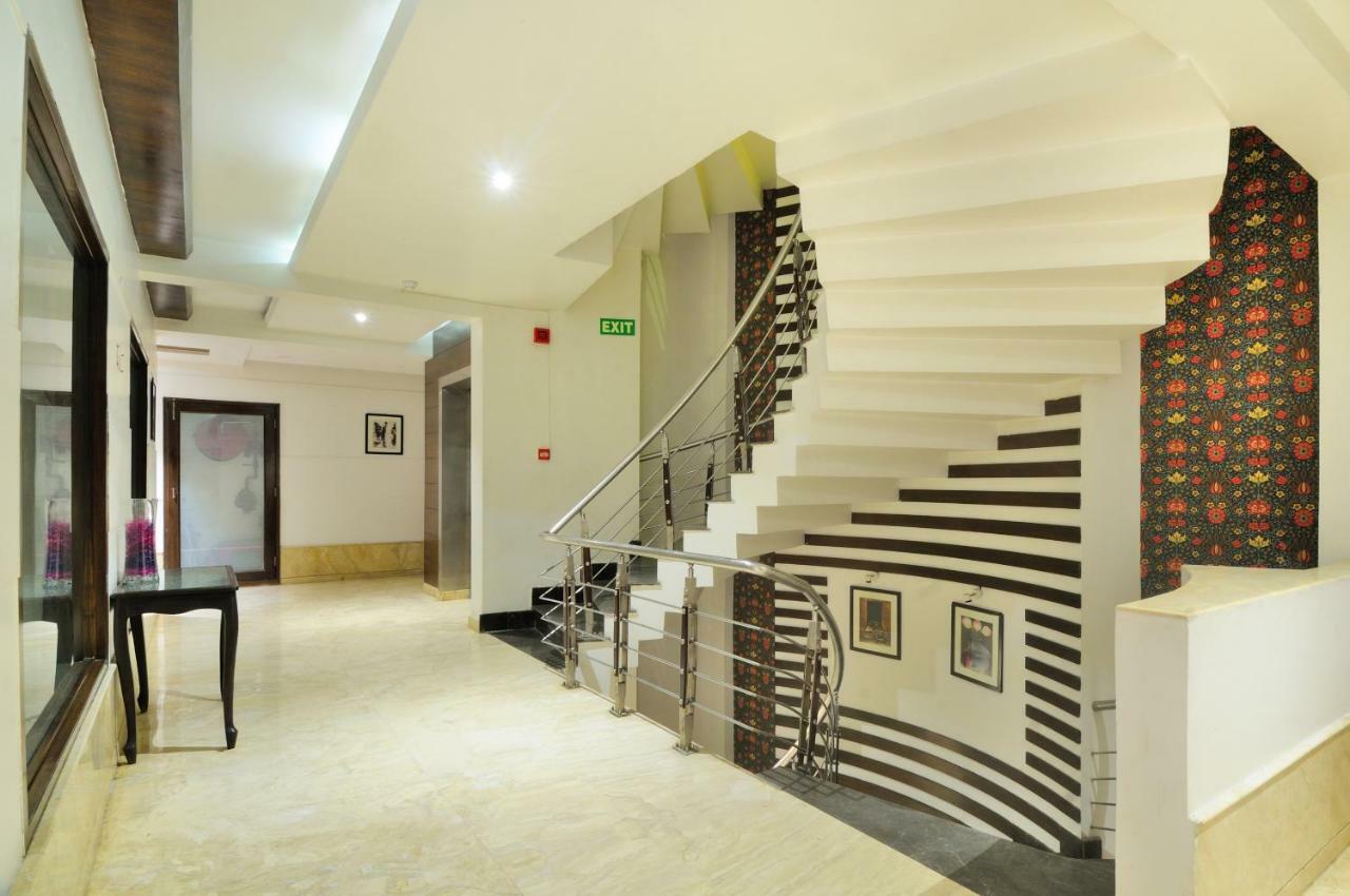 The Pearl Hotel Nueva Delhi Exterior foto
