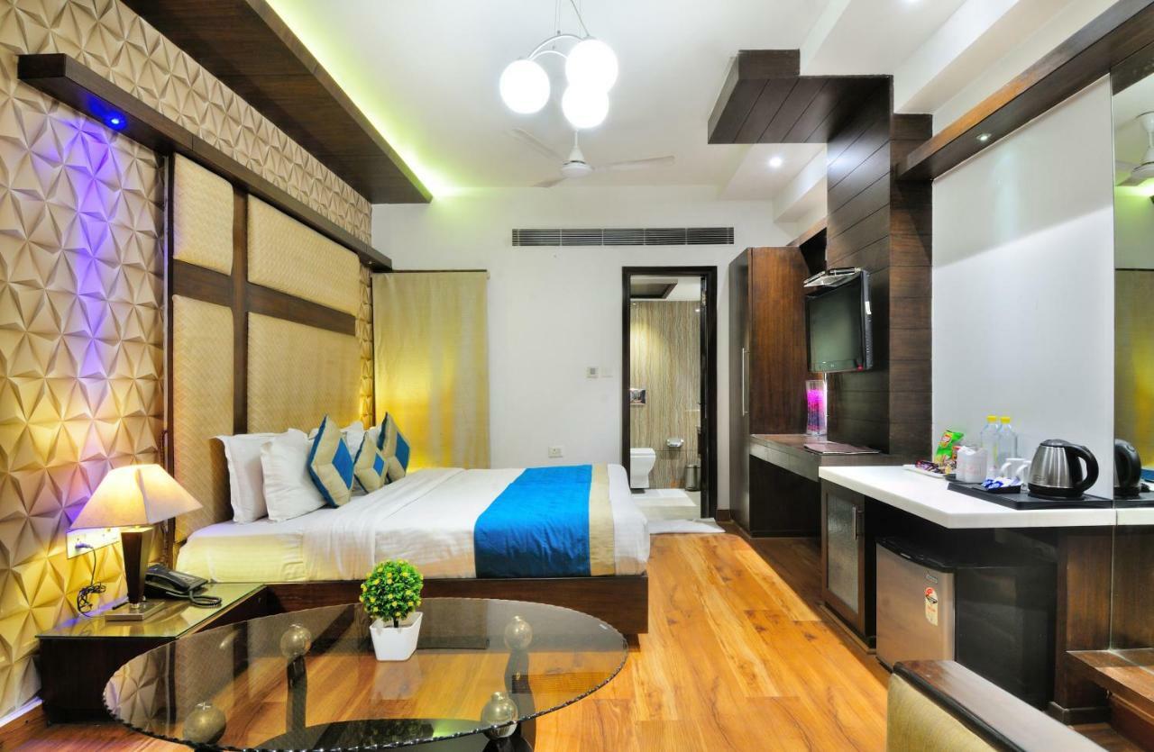 The Pearl Hotel Nueva Delhi Exterior foto