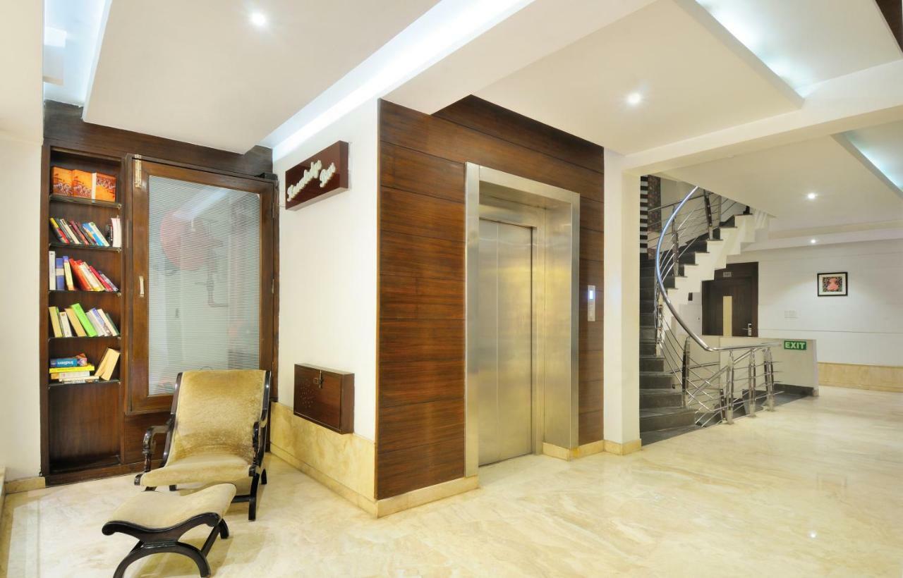 The Pearl Hotel Nueva Delhi Exterior foto