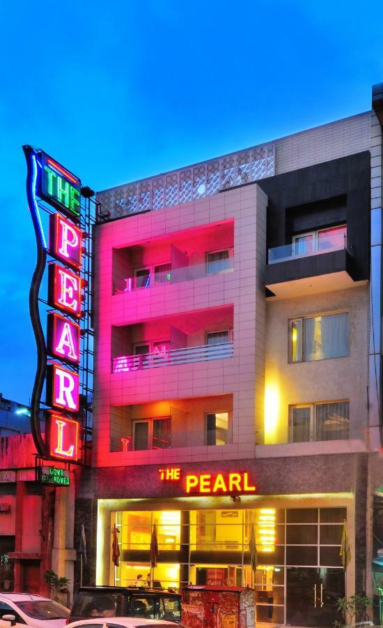 The Pearl Hotel Nueva Delhi Exterior foto